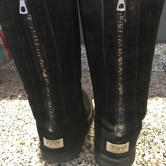 UGG Knightbridge Zip Boot Black - Picture 3 of 5